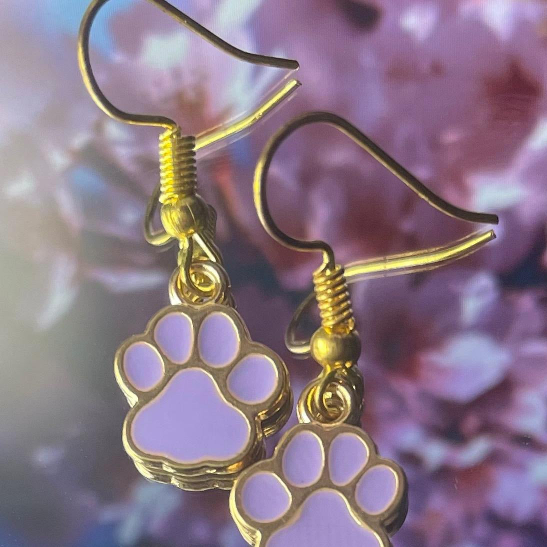 Purple Paw Print Earrings 🤍