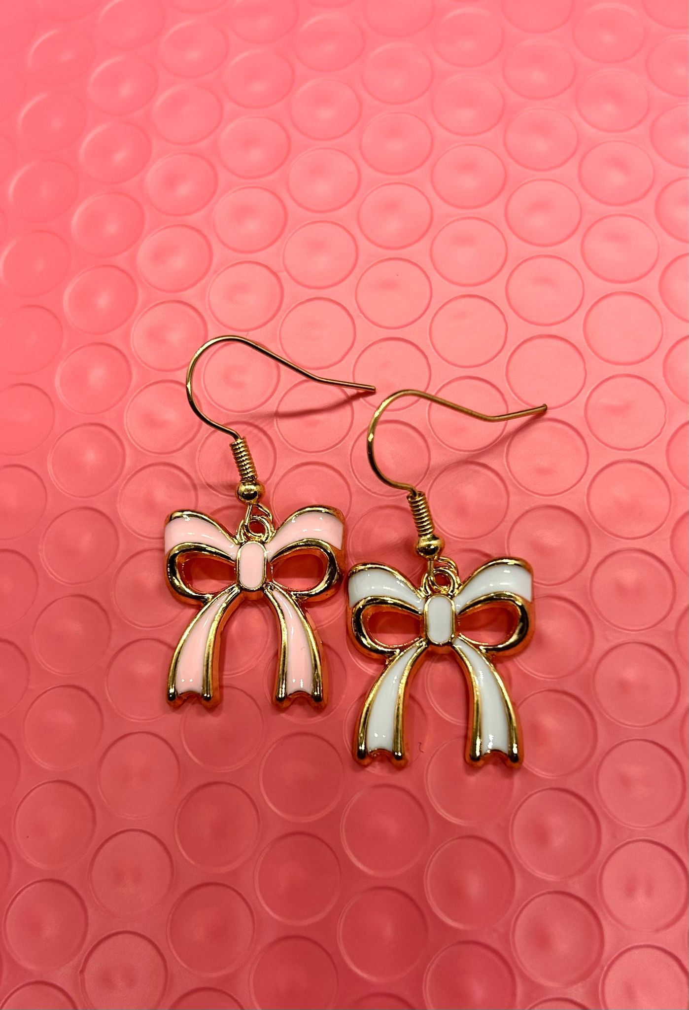 Pink and White Bow Earrings 🤍