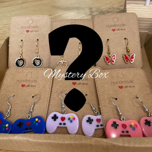 Earring Mystery Box 🤍