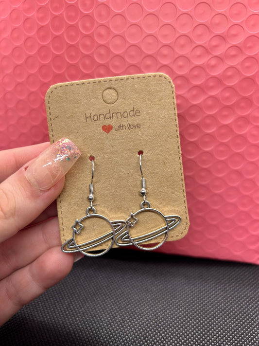 Planet Earrings 🤍