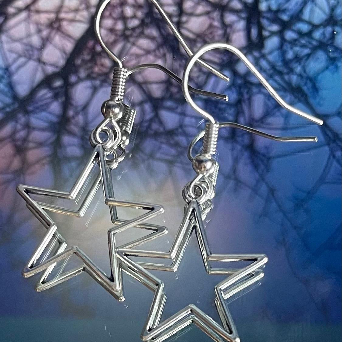 Silver Star Earrings 🤍