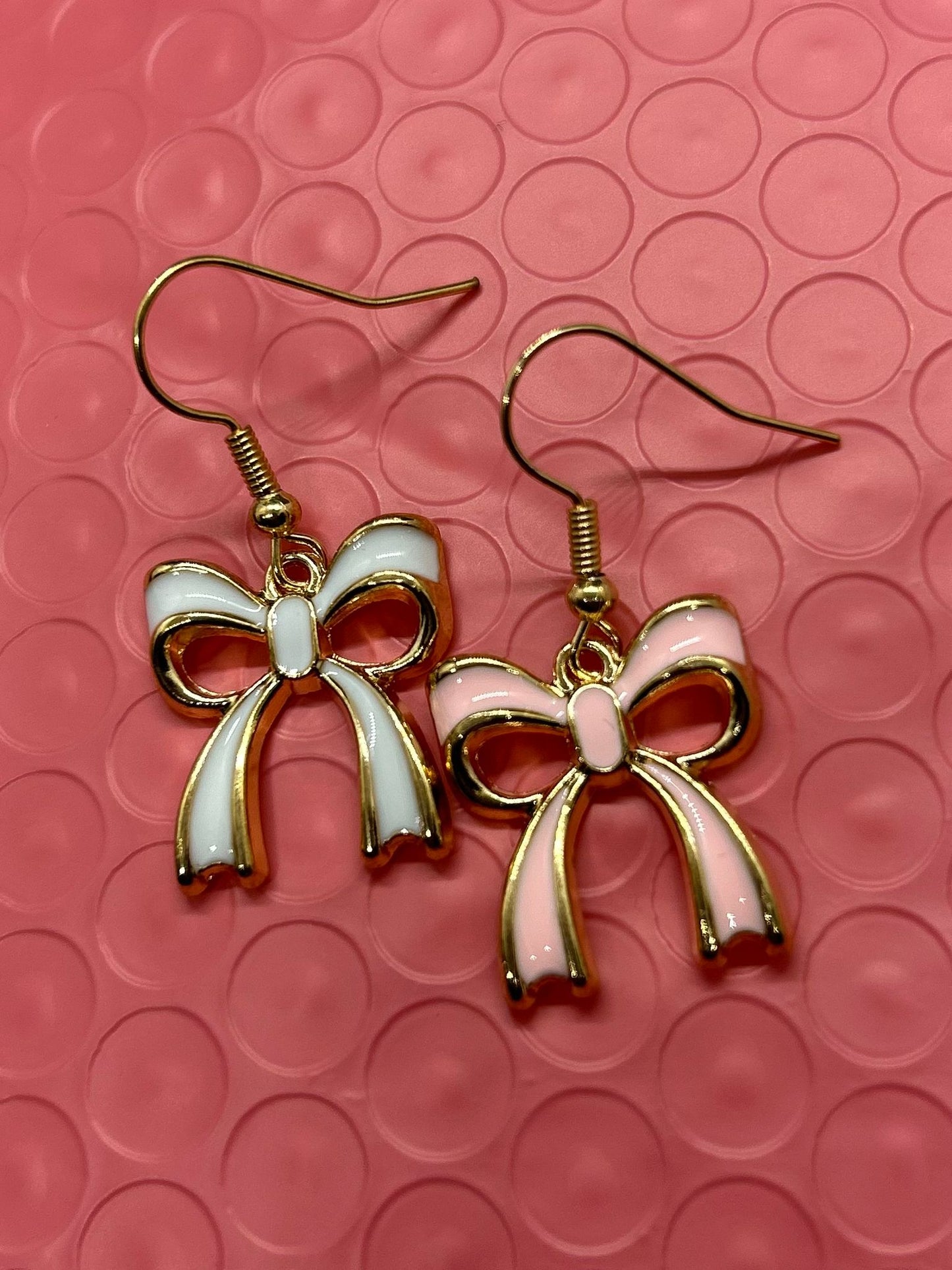 Pink and White Bow Earrings 🤍